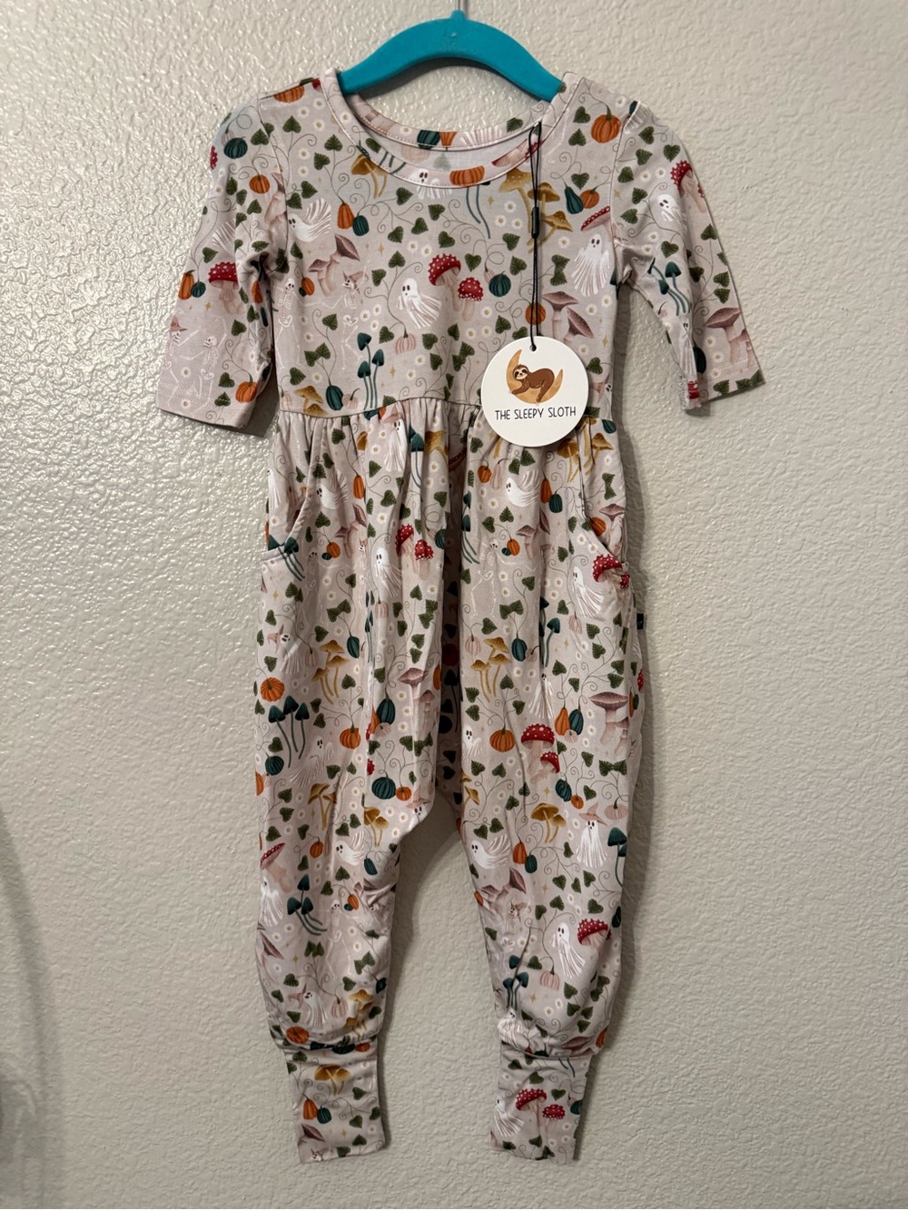 The Sleepy Sloth Cream Forest-Print One-Piece Bodysuit for Kids